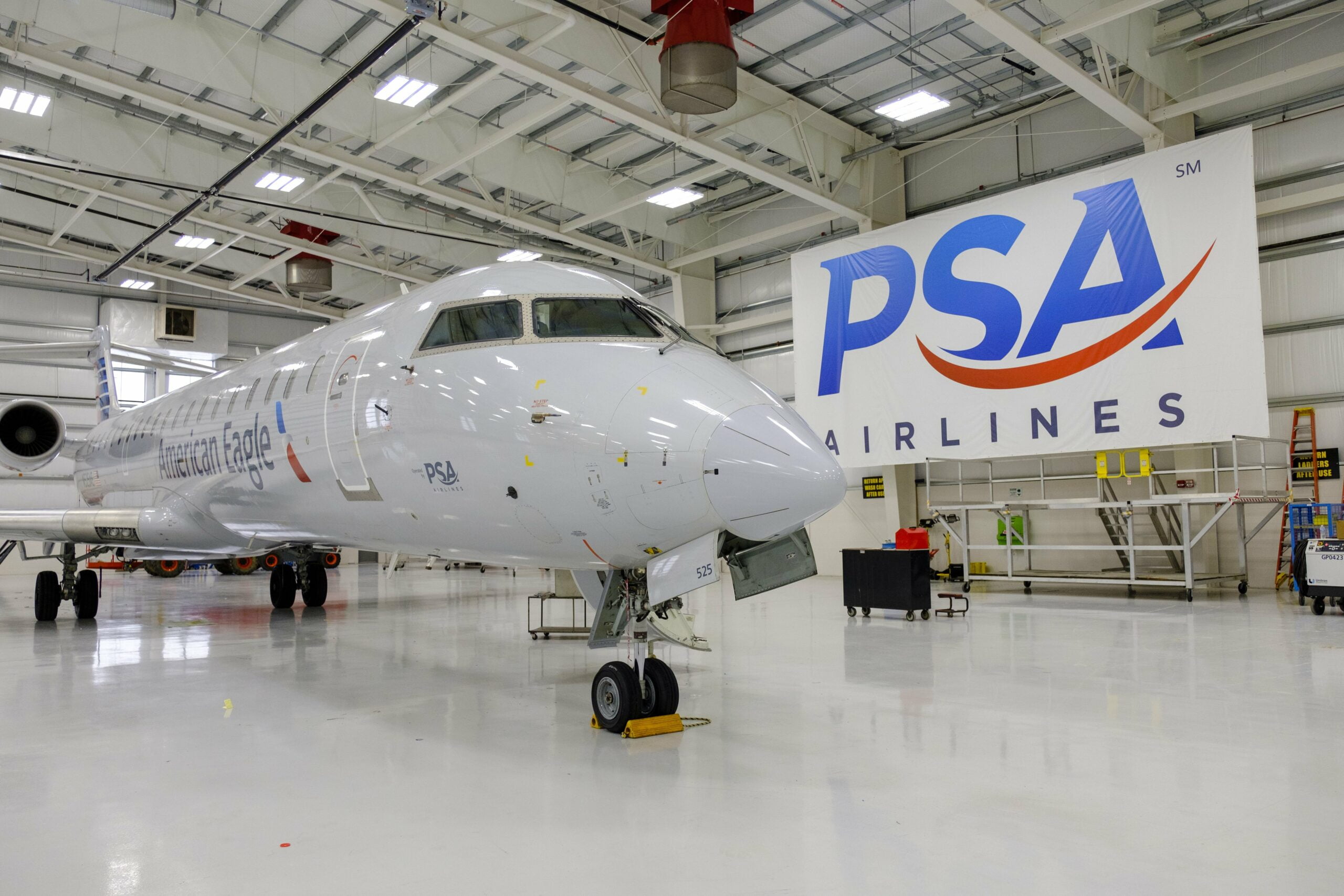 PSA Airlines extends $15,000 sign-on bonus for Aviation Maintenance Technicians who join Ohio maintenance base
